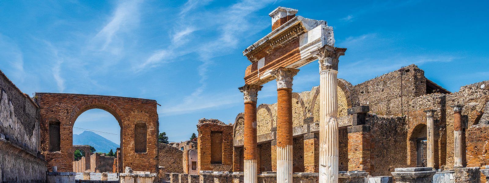 Gli Scavi di Pompei e Ercolano - Napoli